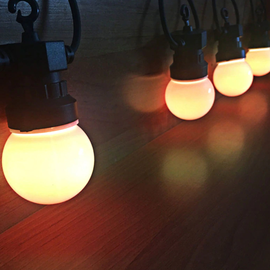 Ghirlanda luminoasa 10 m. cu 20 becuri mate LED multicolor interconectabila Ghirlanda luminoasa Lumini Terasa