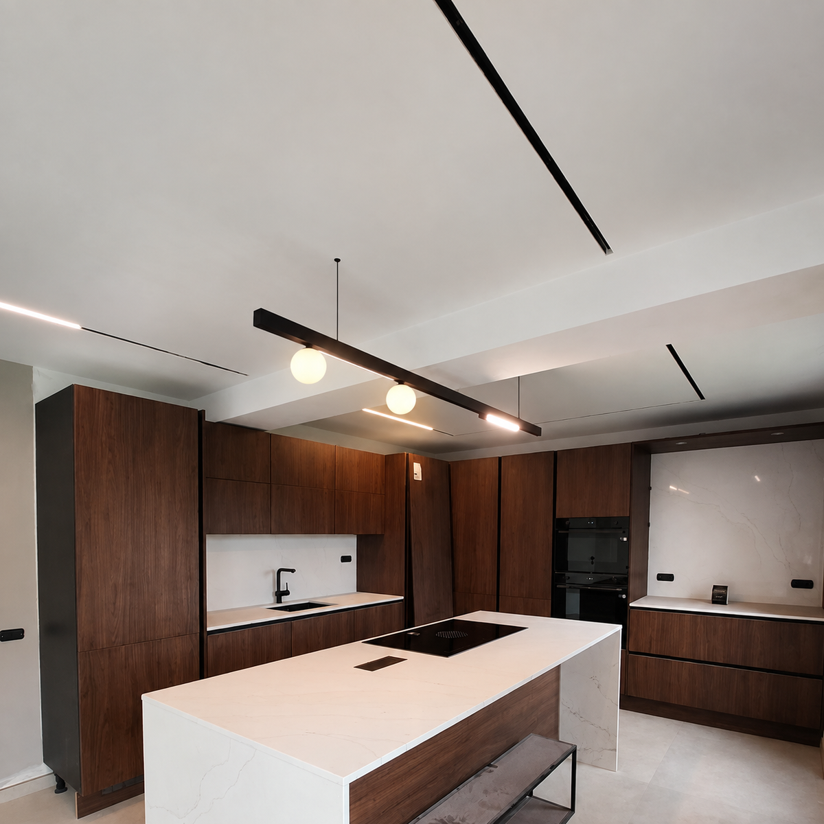 Proiector pentru sina magnetica GLOBE LED LUXON
