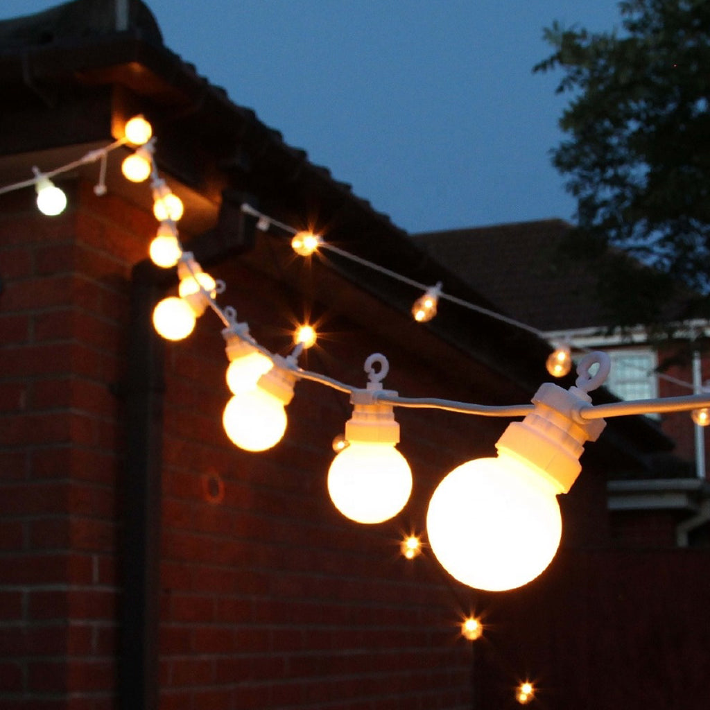 Ghirlanda luminoasa 10 m. cu 20 becuri LED interconectabila Cablu alb Ghirlanda luminoasa Lumini Terasa