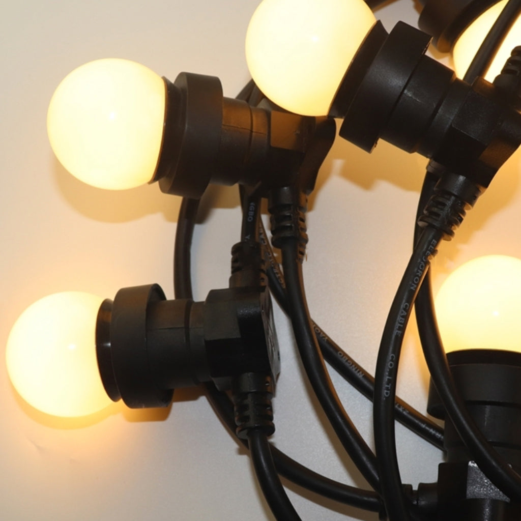 Ghirlanda luminoasa 20 m. cu 20 becuri LED 1W E27 interconectabila Ghirlanda luminoasa Lumini Terasa